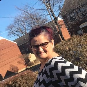Meet your Posher, April